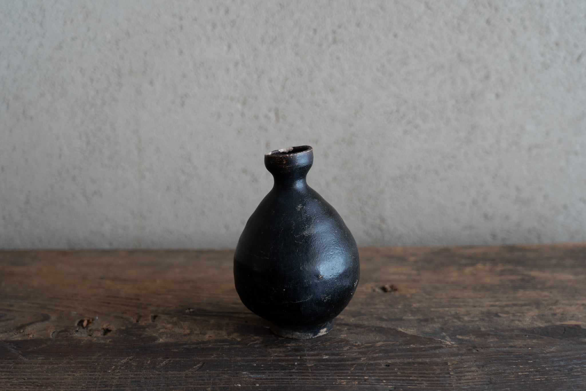 黑釉陶器瓶