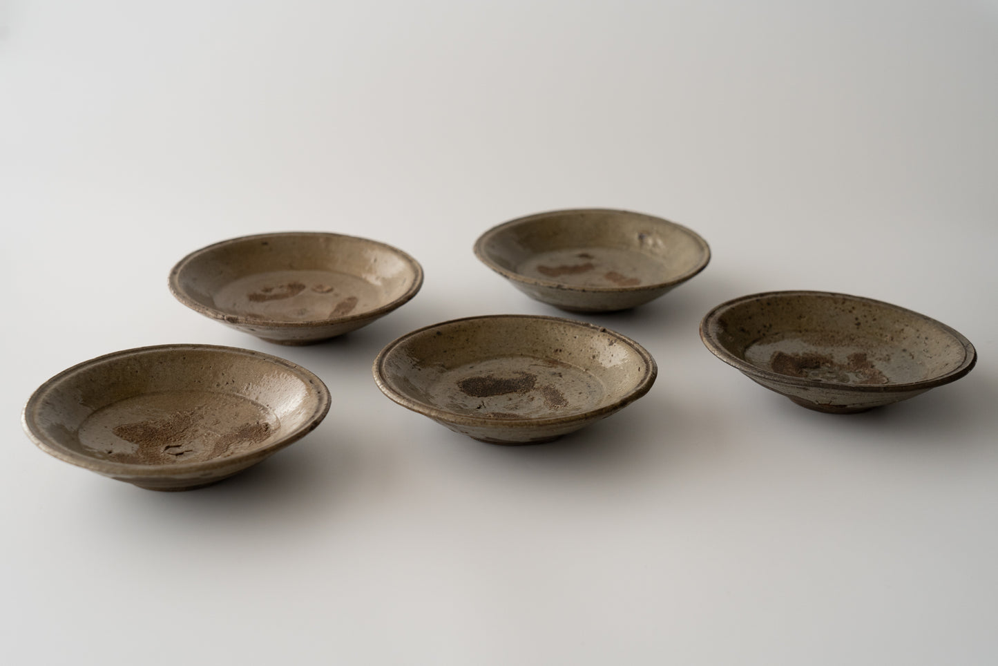 A set of five plates, karatsu ware