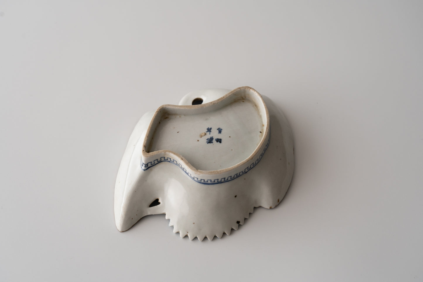 A set of 5 crane-shaped mukozuke dishes, Imari ware, Ai-Kutani type