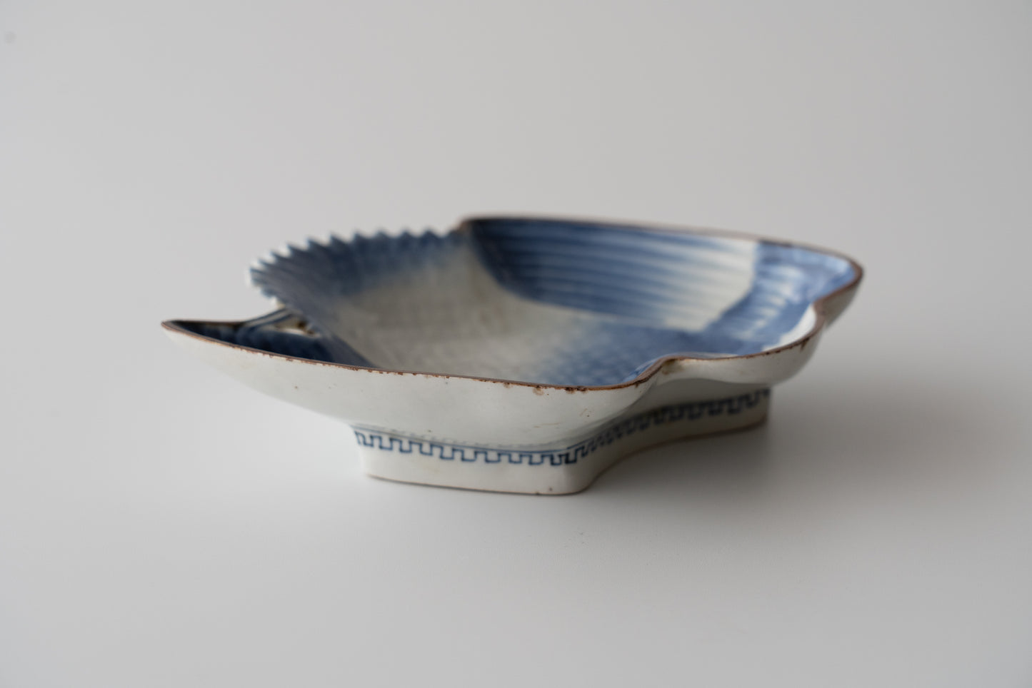 A set of 5 crane-shaped mukozuke dishes, Imari ware, Ai-Kutani type