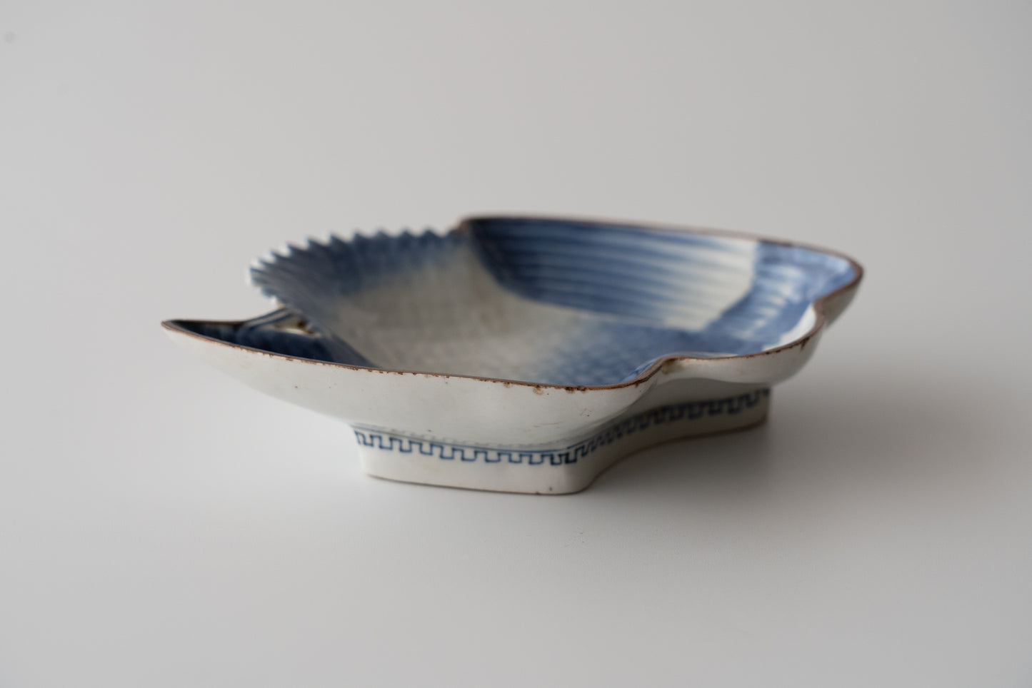 A set of 5 crane-shaped mukozuke dishes, Imari ware, Ai-Kutani type