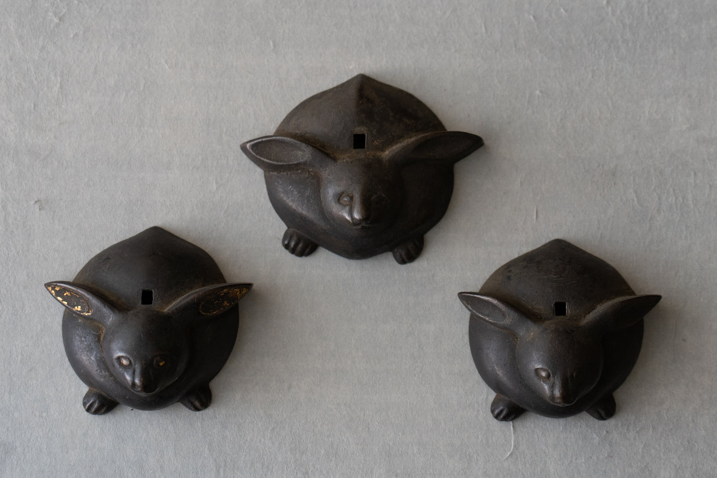 Rabbit Nailhead Cover