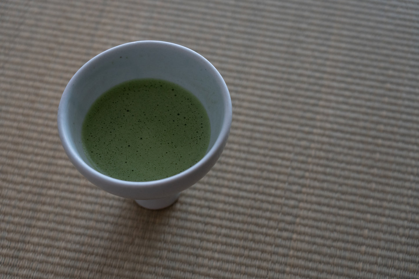 Joseon White Porcelain Stemmed Bowl (Horse Cup)