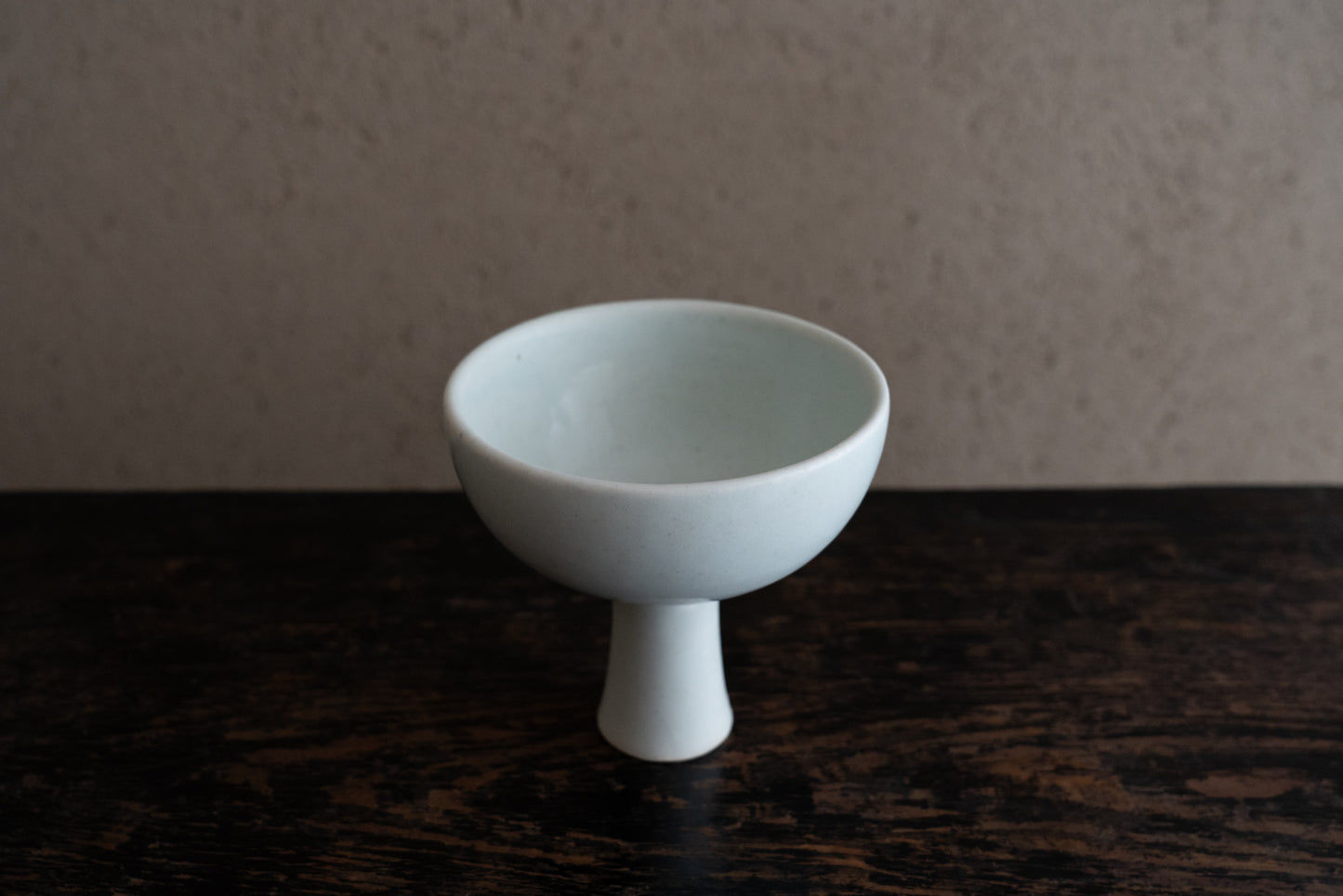 Joseon White Porcelain Stemmed Bowl (Horse Cup)