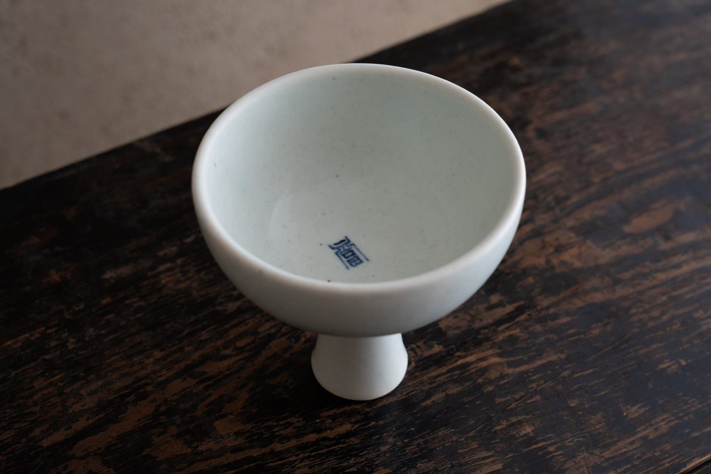 Joseon White Porcelain Stemmed Bowl (Horse Cup)