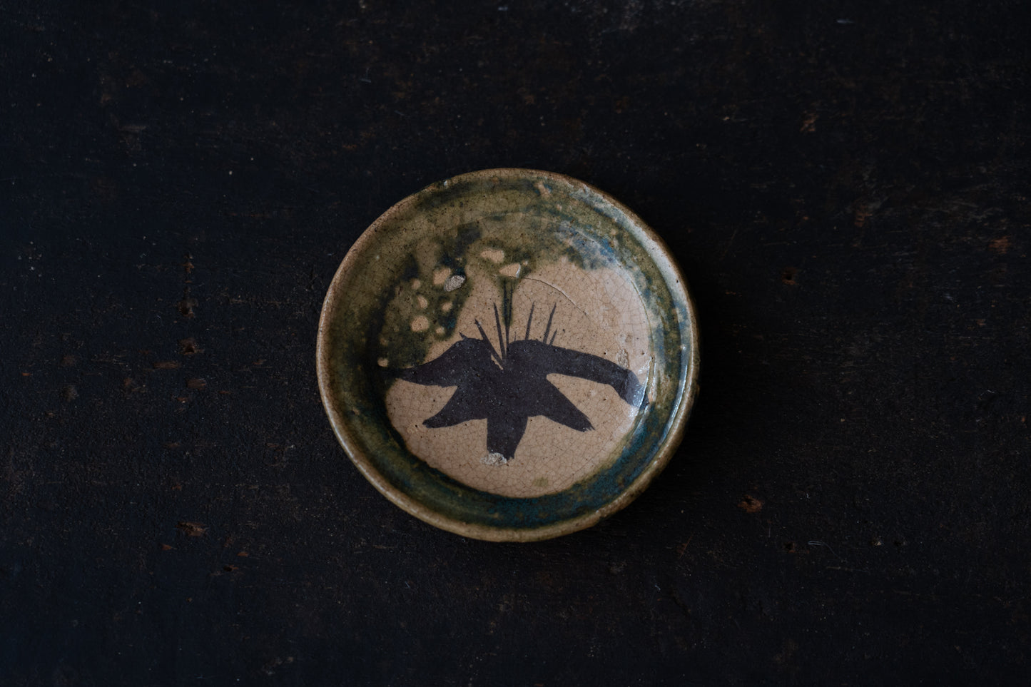 A set of the Oribe plates with selected design