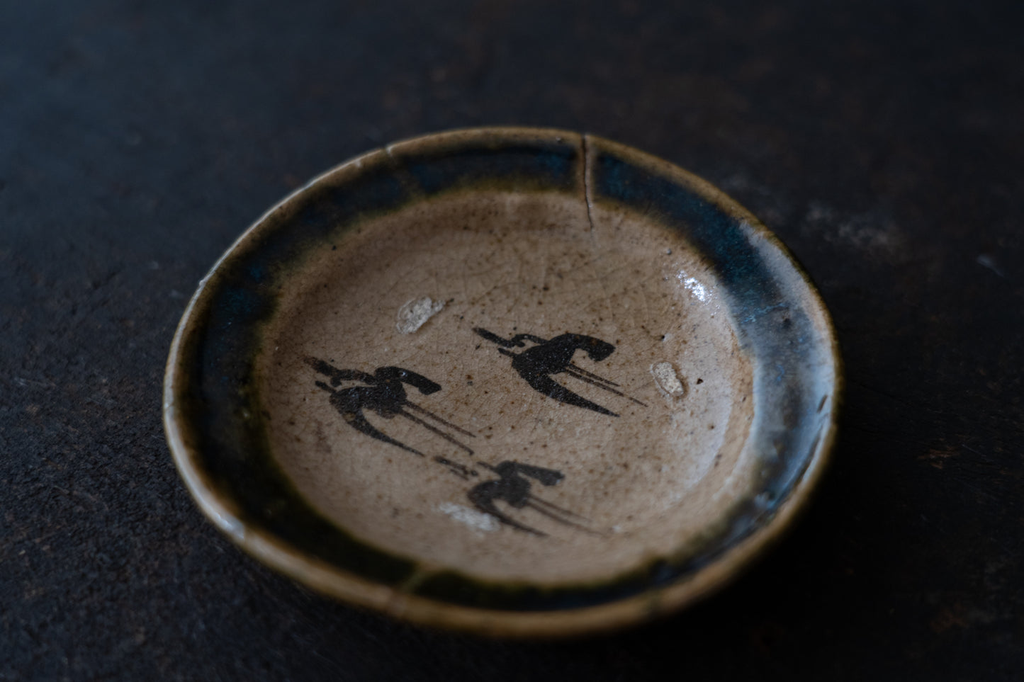 A set of the Oribe plates with selected design