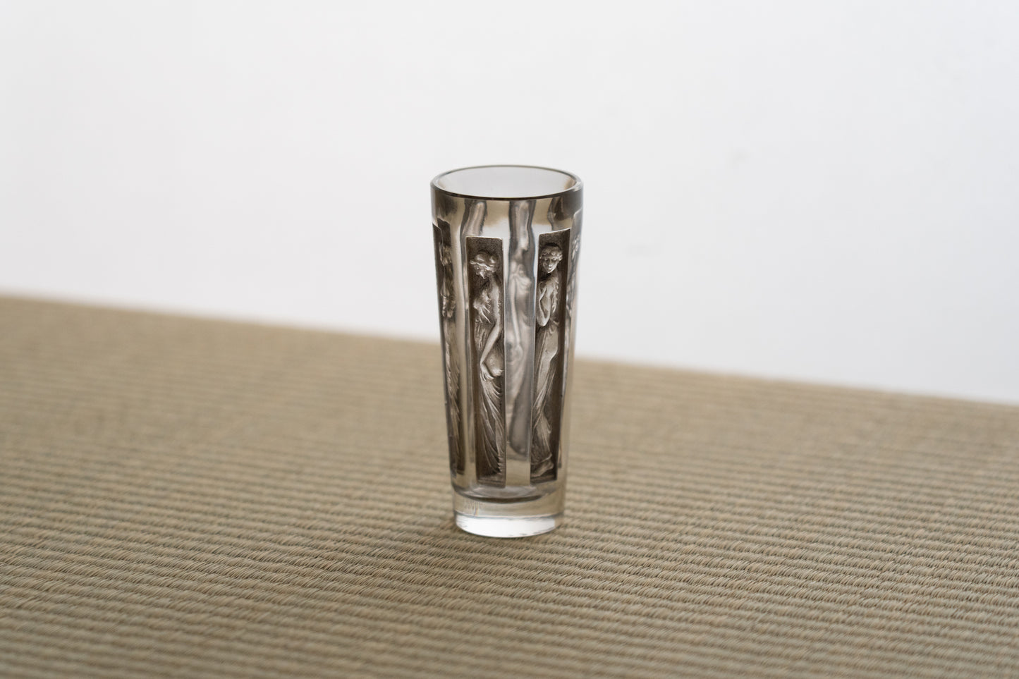 René Lalique, Goblet "Six Figurines"