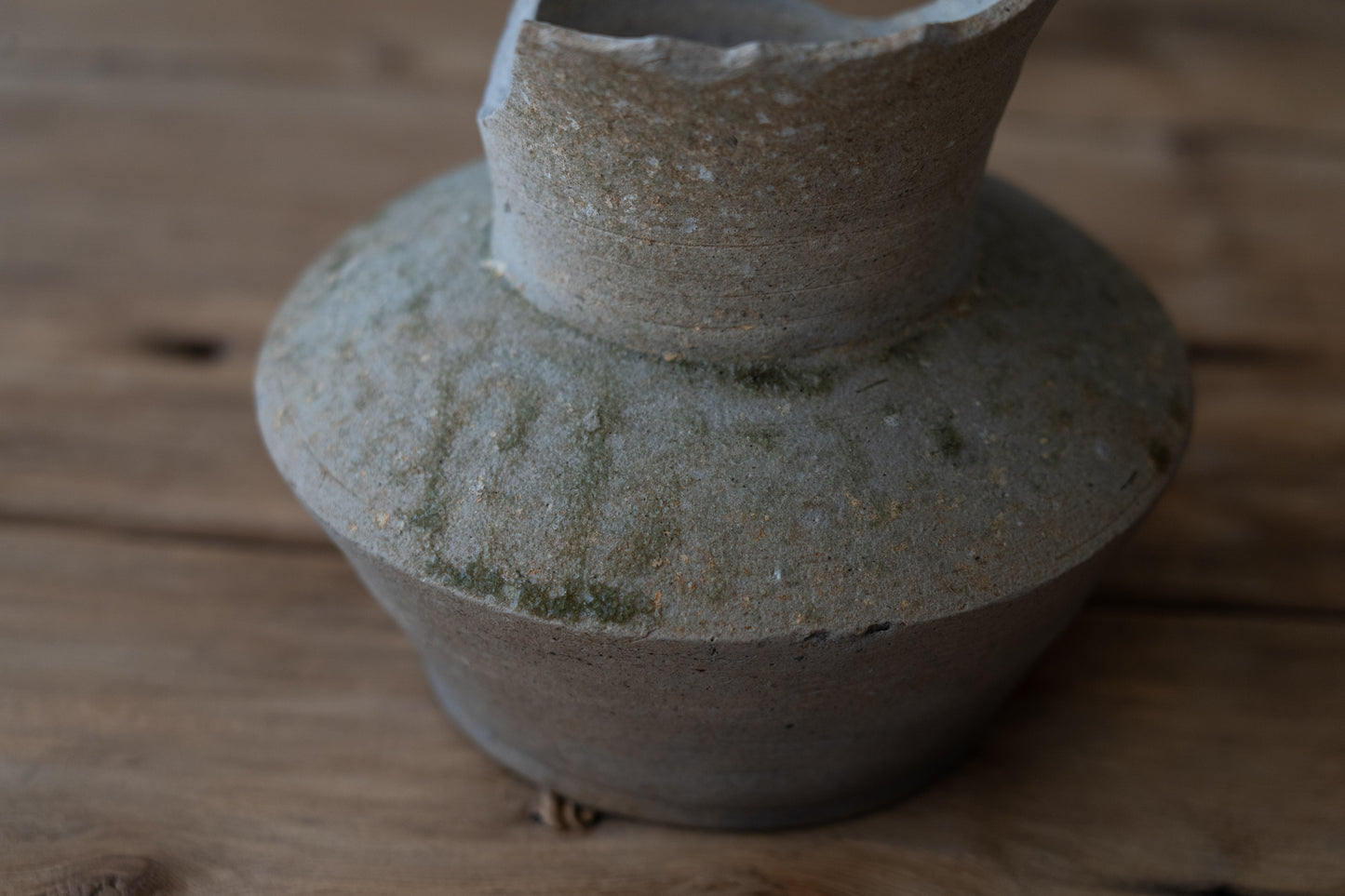 Sanage ash-glazed vase