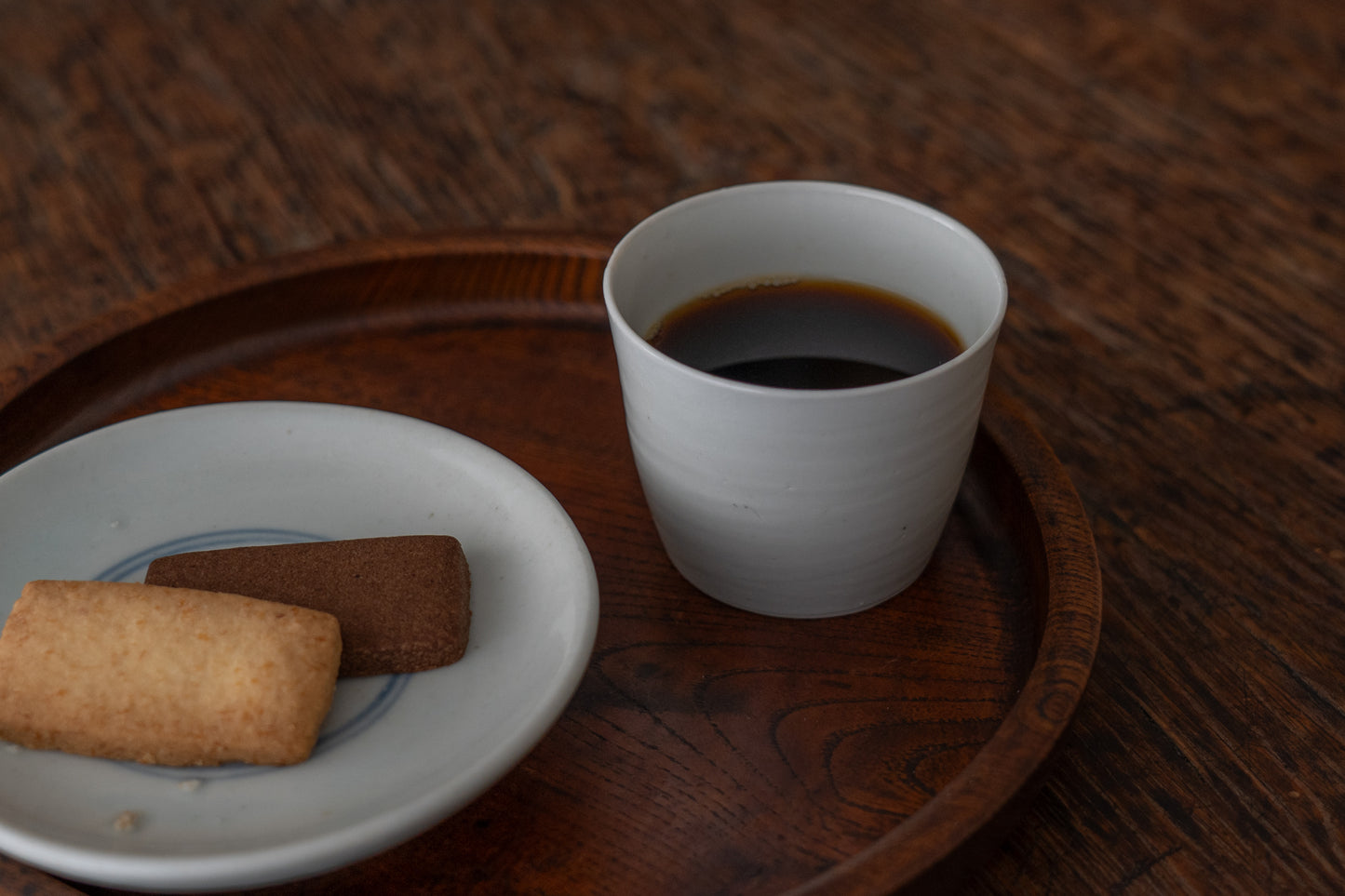 Old-Imari white porcelain sake cup