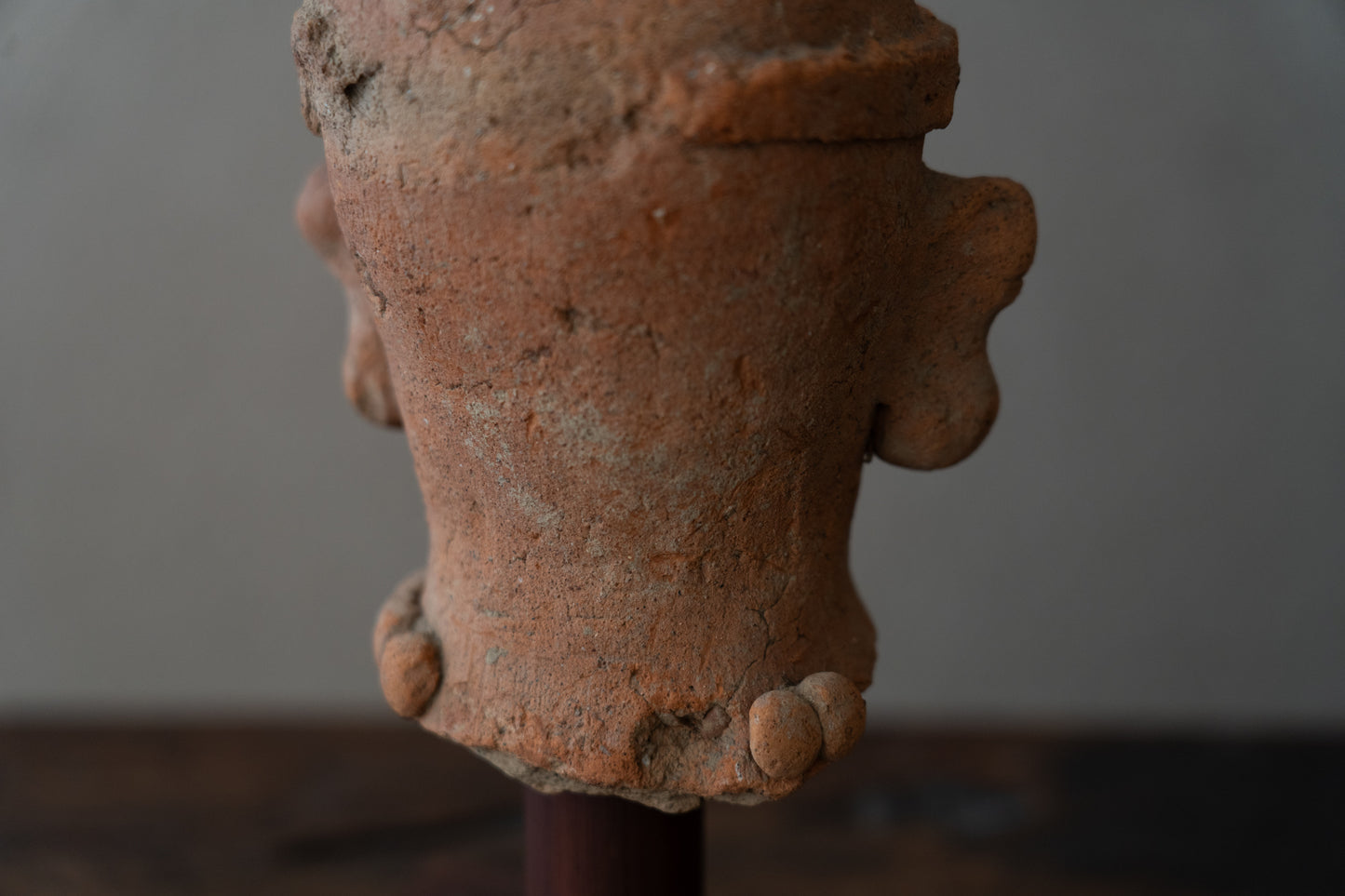 Haniwa male figure wearing a hat