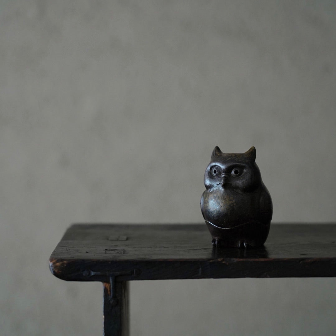 Horned owl-shaped incense burner, Bizen ware