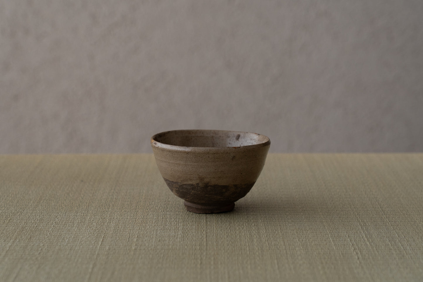 Old Karatsu tea bowl "Zangetsu"