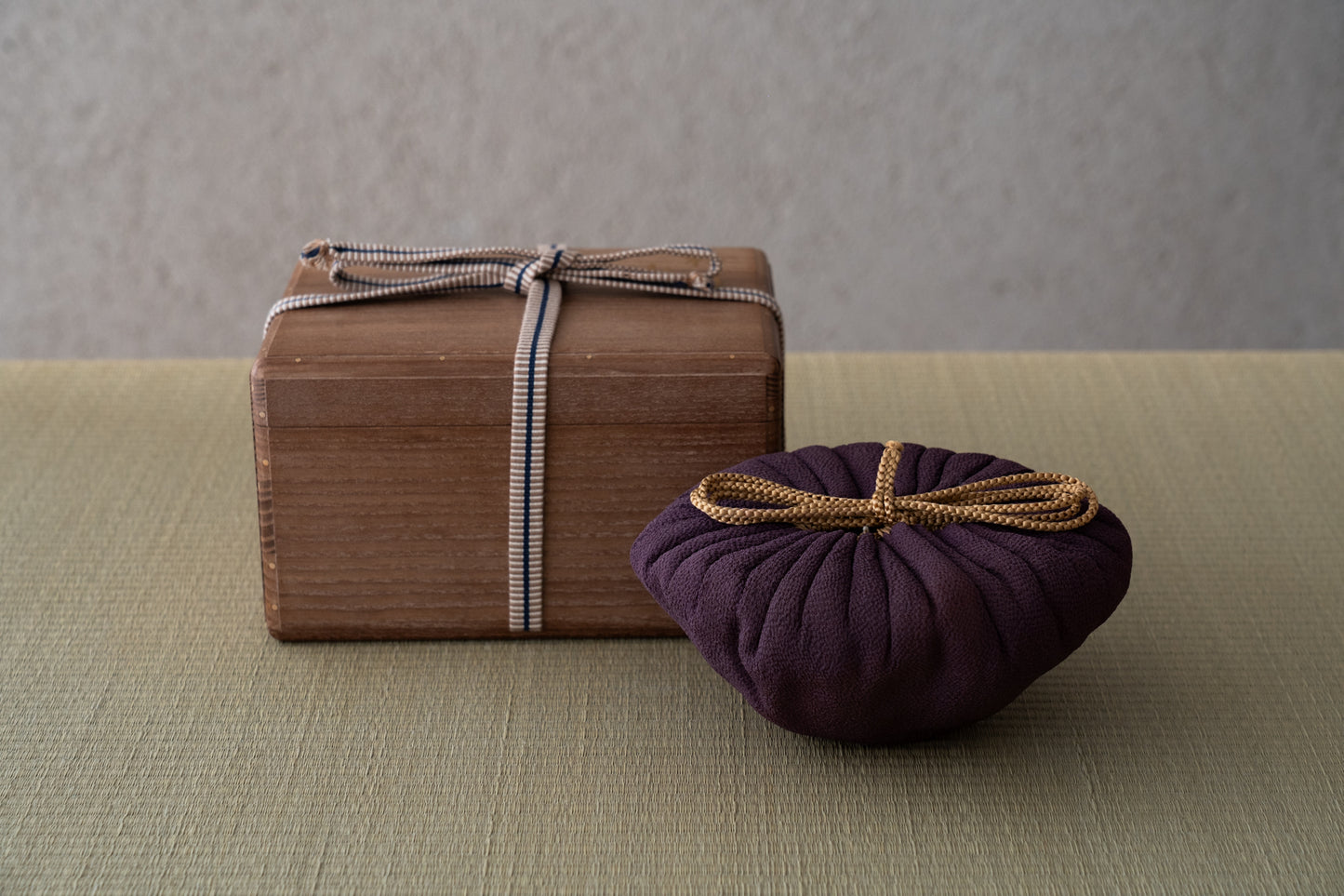 带边缘的 Kohiki 茶碗