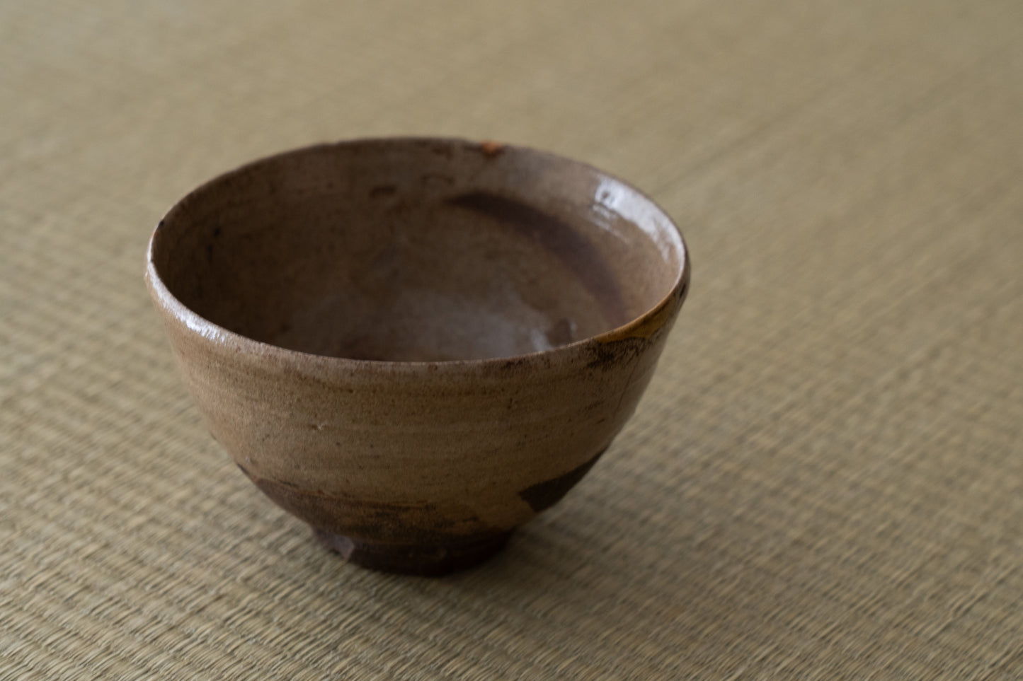 Old Karatsu tea bowl "Zangetsu"