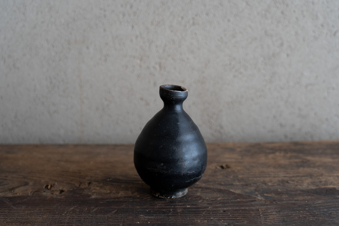 Black glazed sake bottle