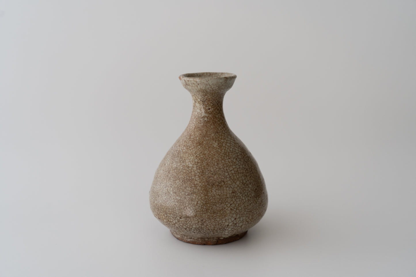 Sake bottle with “Ido” style glaze (provenance: Tatsuaki Kuroda)