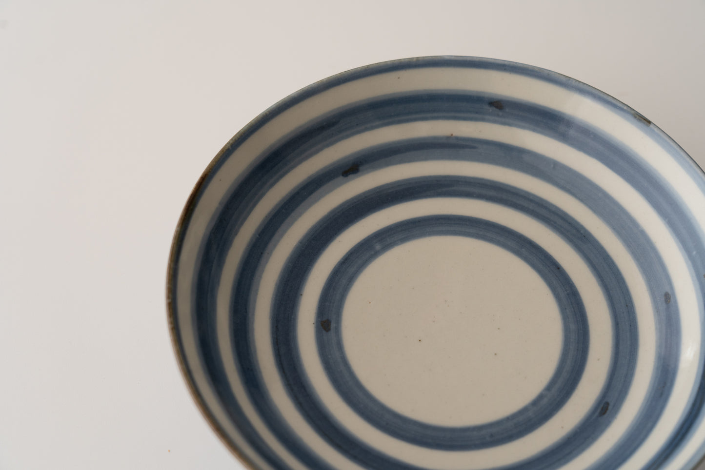 Flat bowl with stripe design, Old imari ware
