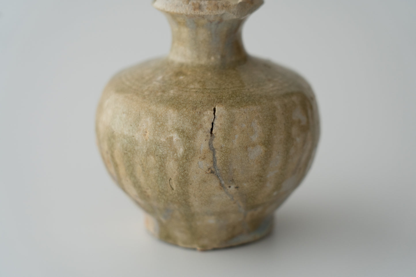 Ash Glazed Sake Bottle, Ko-seto ware