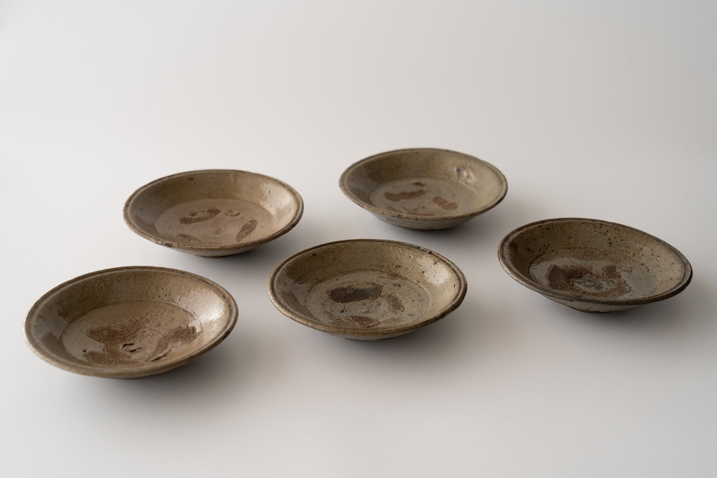 A set of five plates, karatsu ware