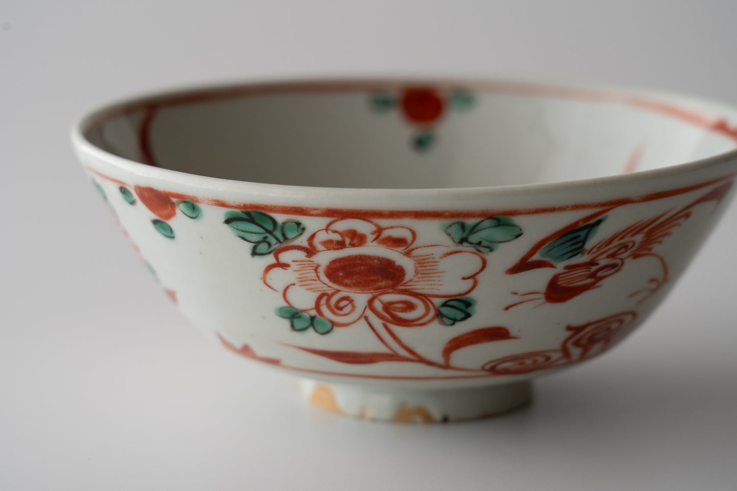 Swatow ware bowl with Chinese character "魁"