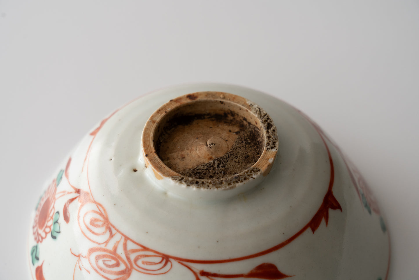 Swatow ware bowl with Chinese character "魁"