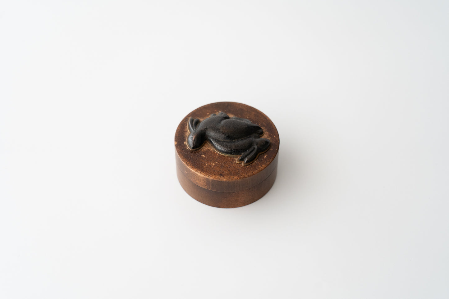 Incense holder in the shape of Rabbits