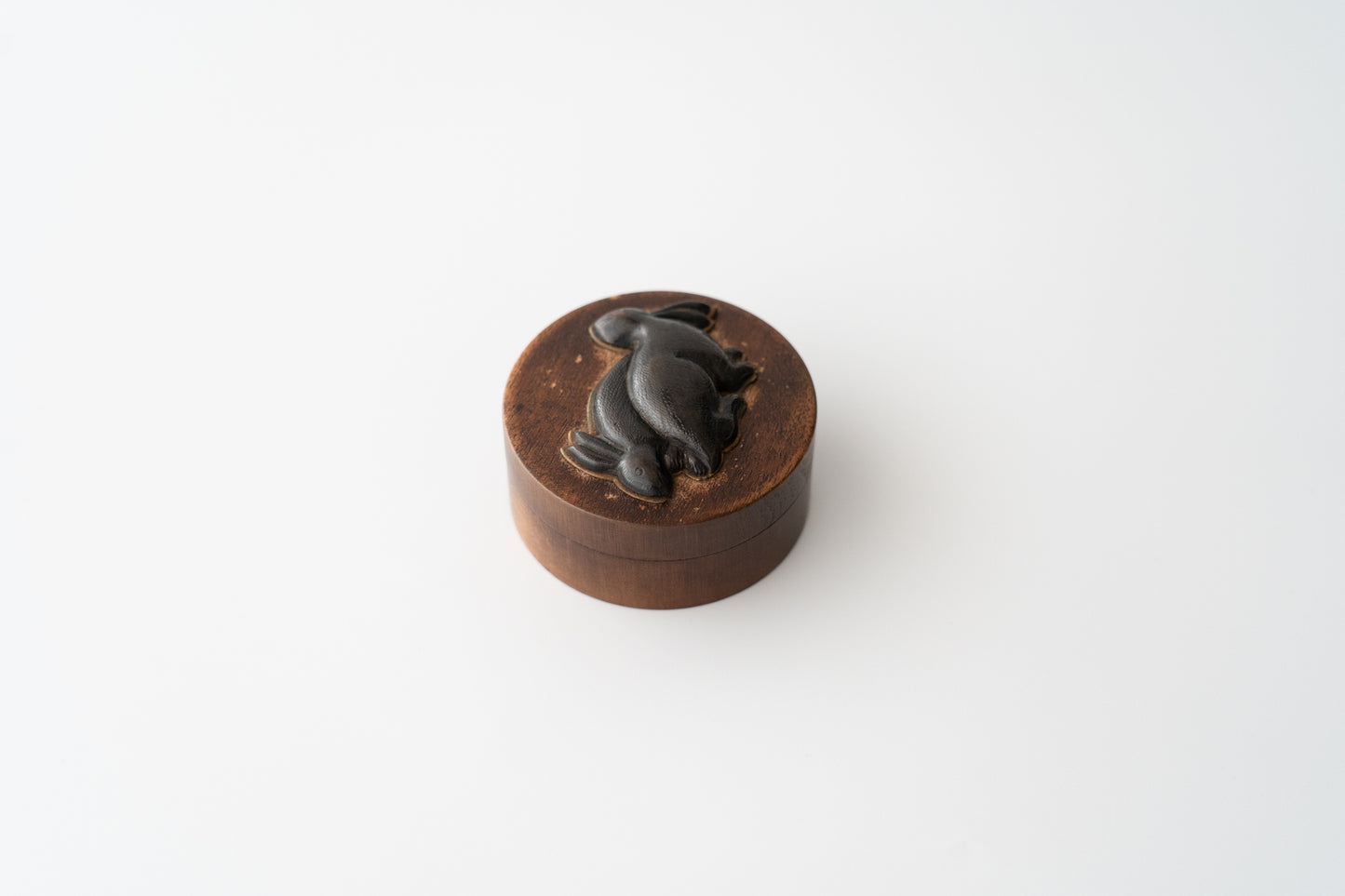 Incense holder in the shape of Rabbits