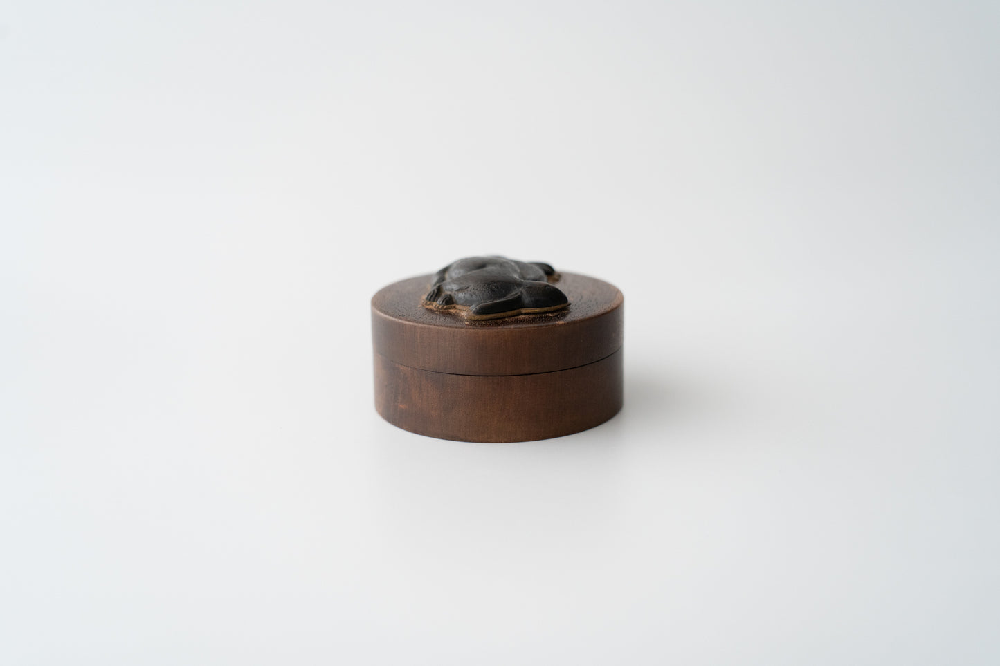 Incense holder in the shape of Rabbits