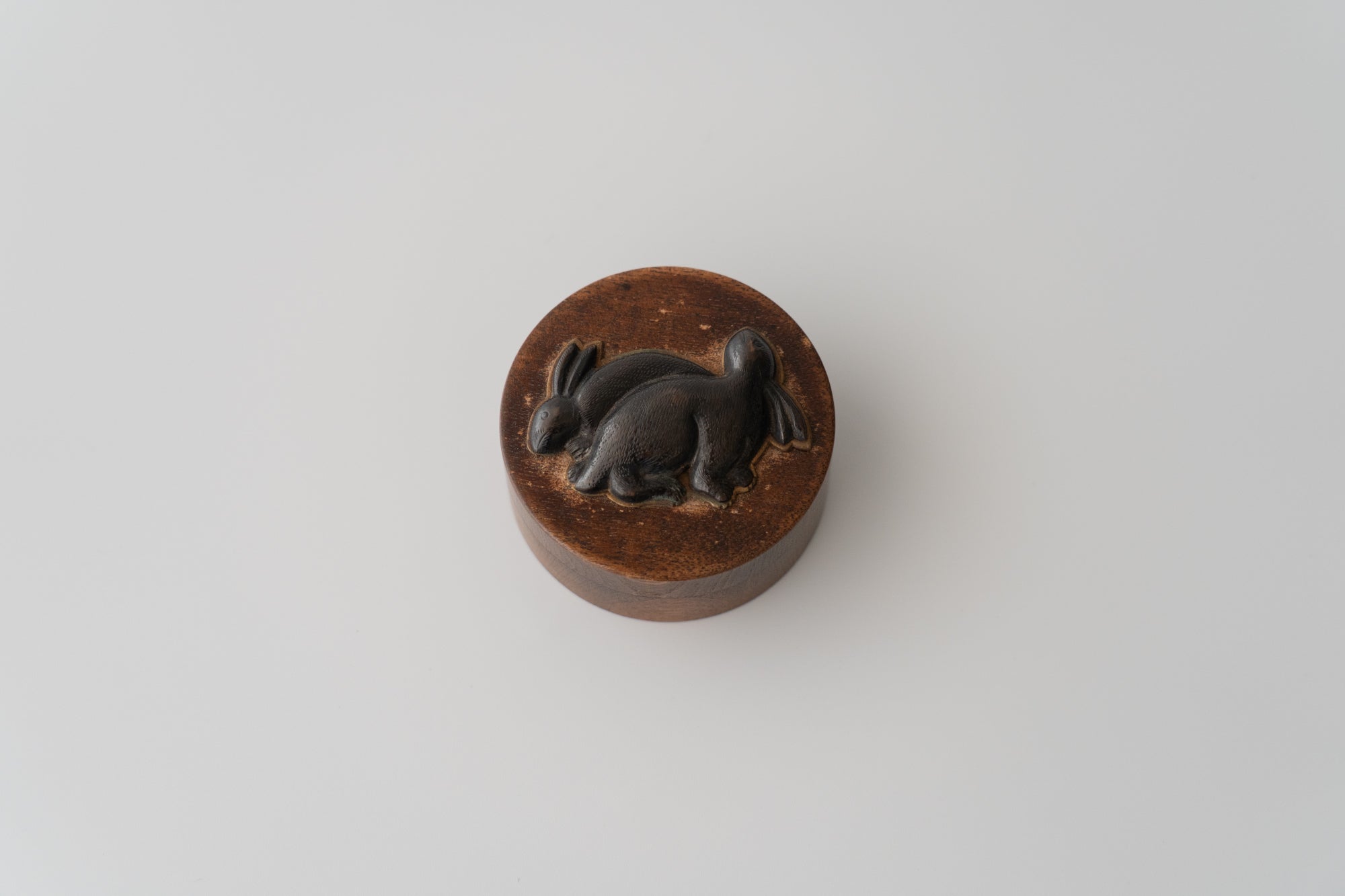Incense holder in the shape of Rabbits