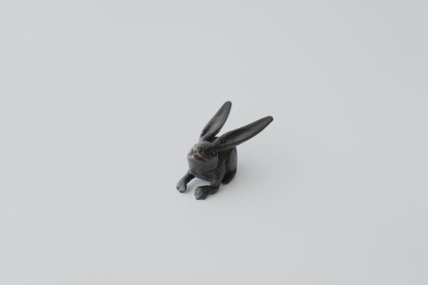 Long-eared rabbit writing rack