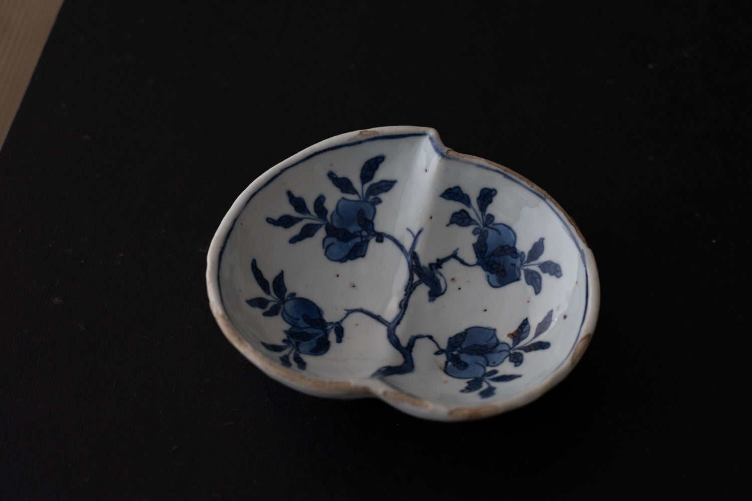 古染付桃形向付