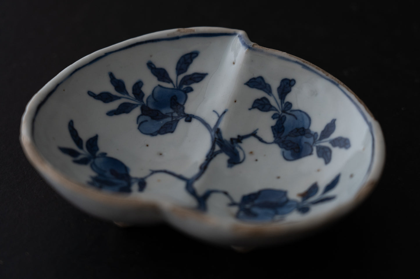 古染付桃形向付