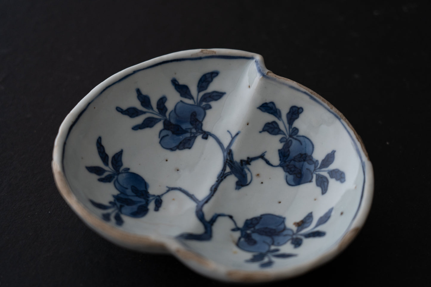 古染付桃形向付