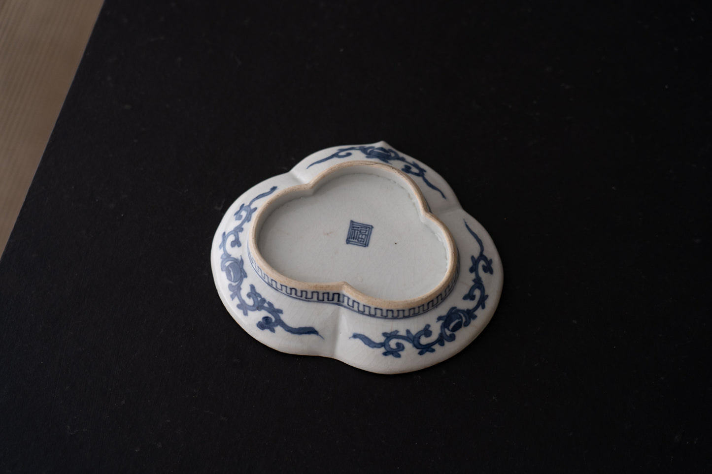 古九谷鶺鴒図蕾形皿