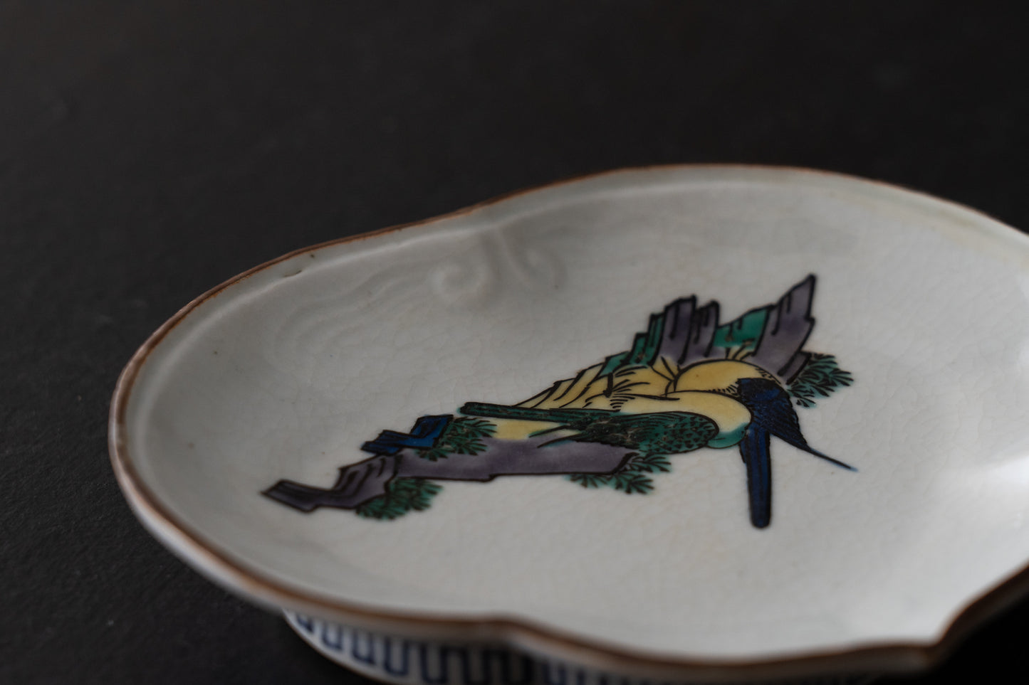 古九谷鶺鴒図蕾形皿