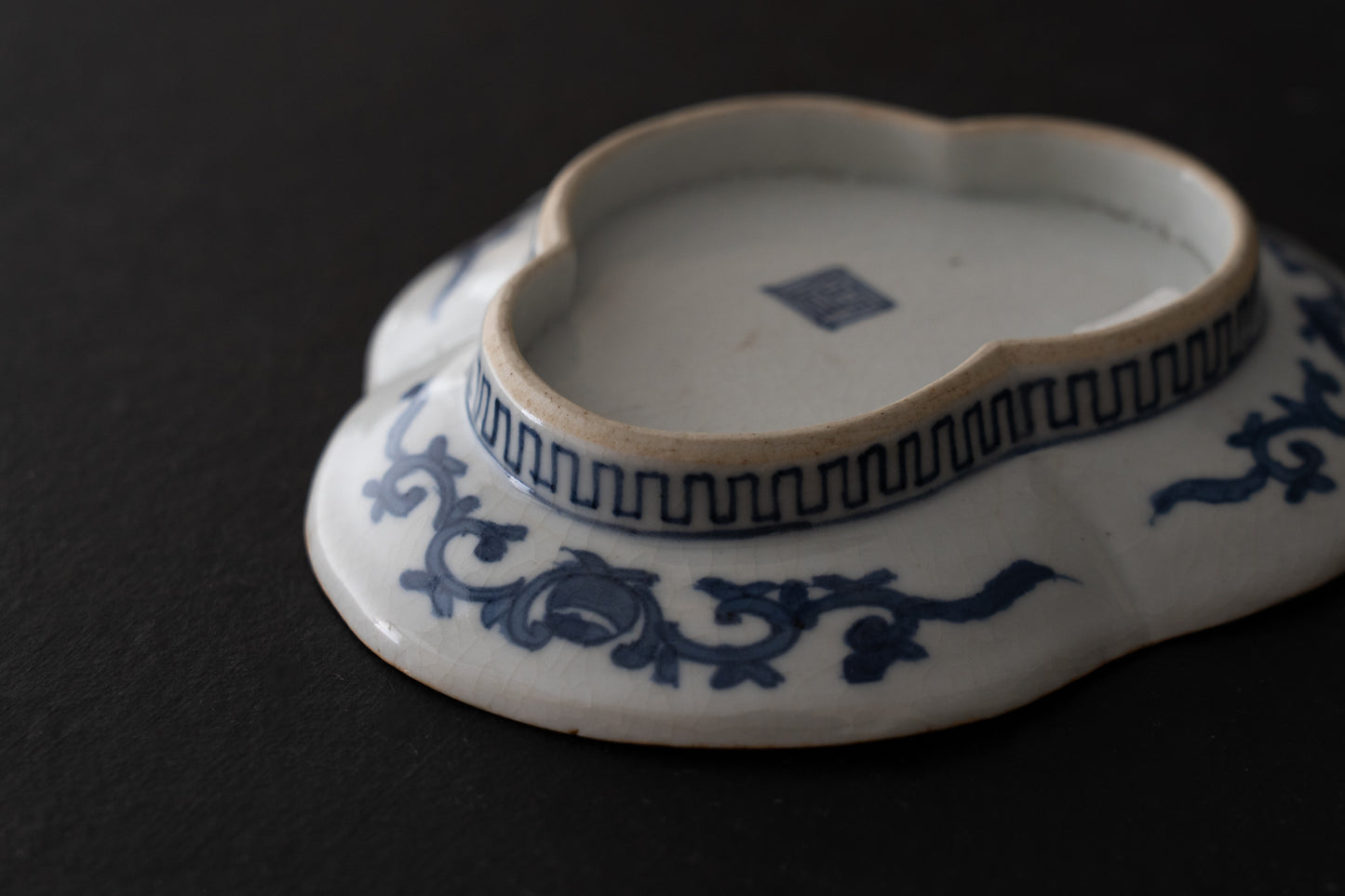 古九谷鶺鴒図蕾形皿