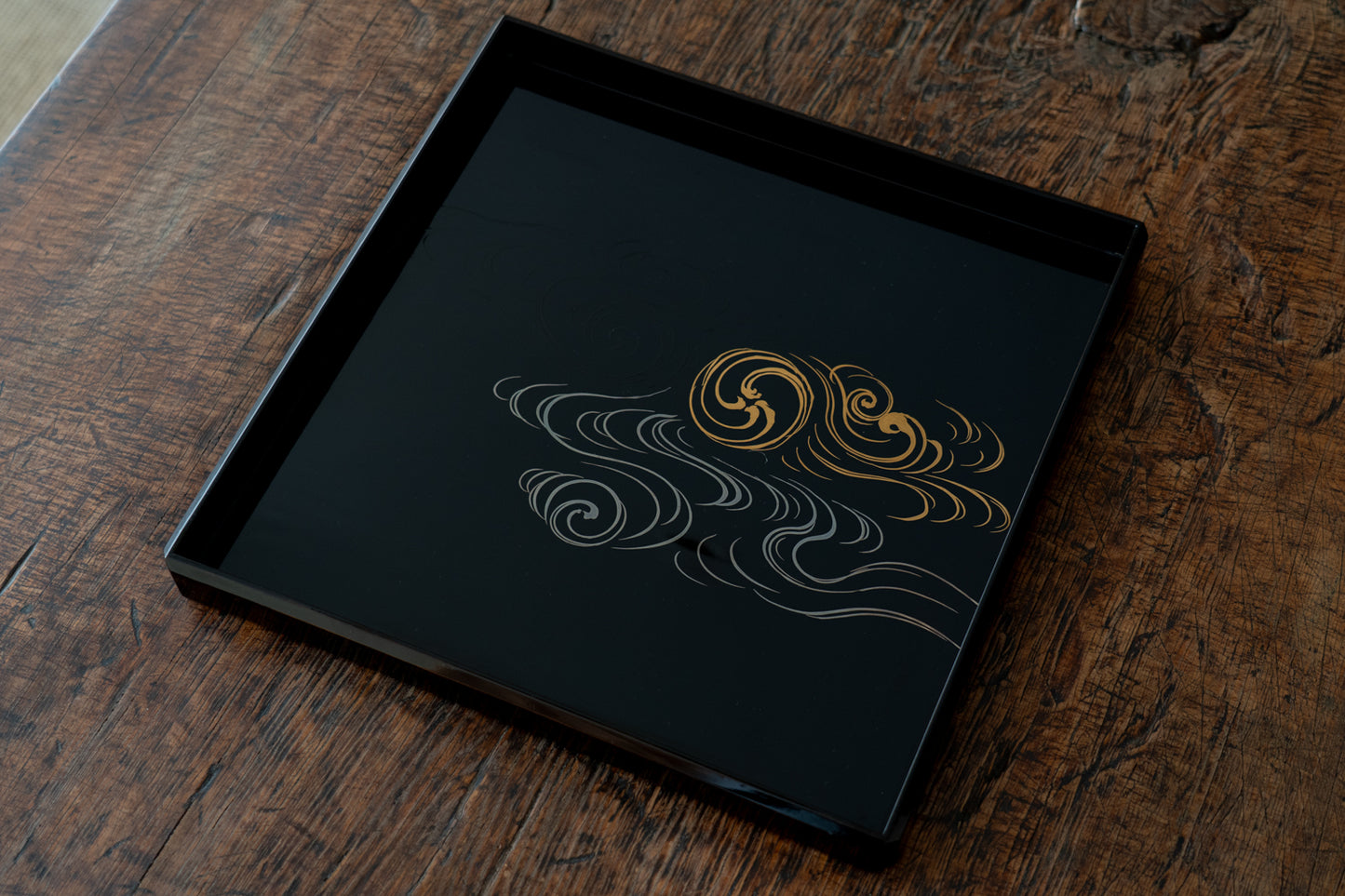 原羊遊斎 光悦写 蒔絵行雲文膳