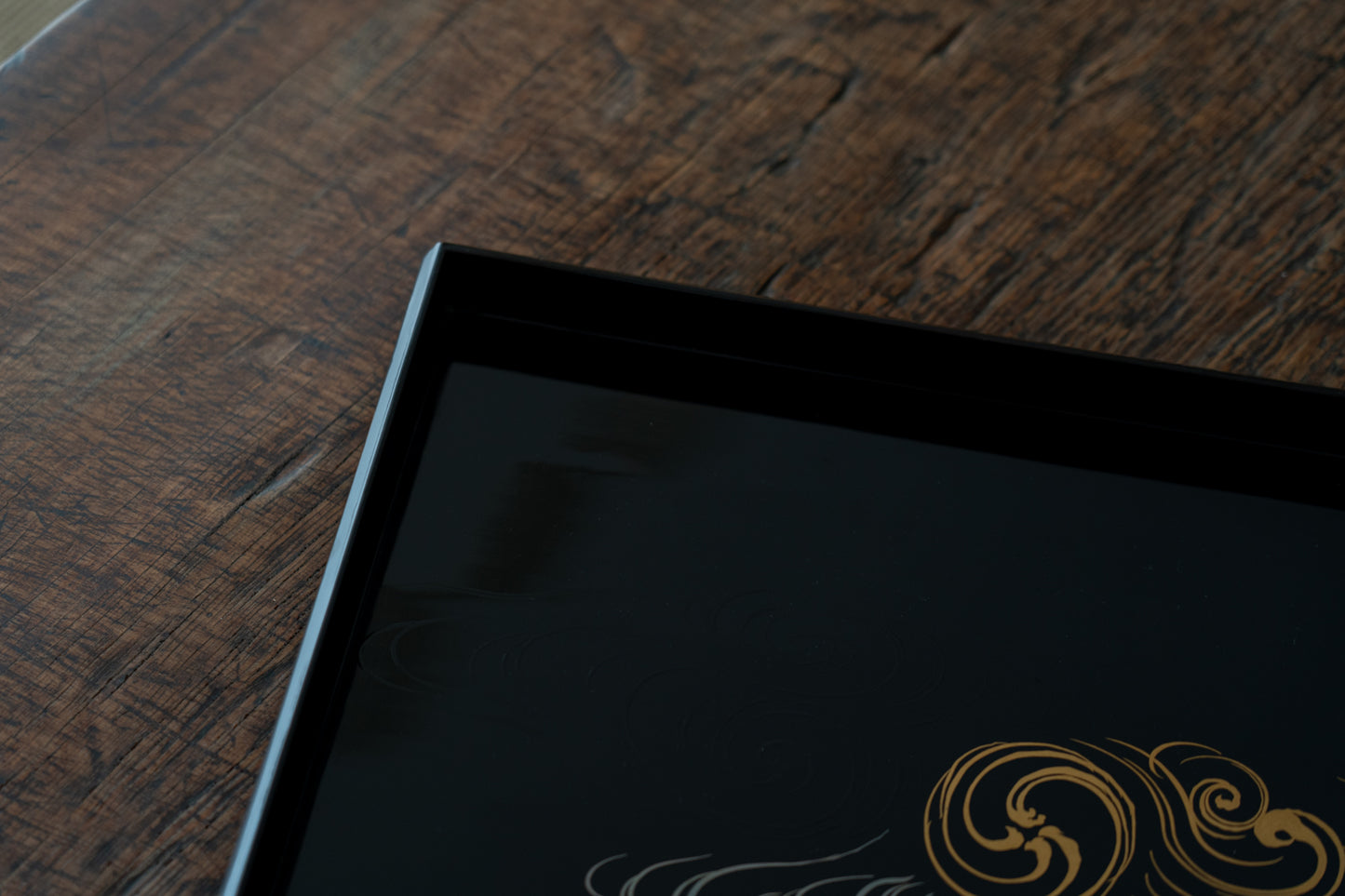 原羊遊斎 光悦写 蒔絵行雲文膳