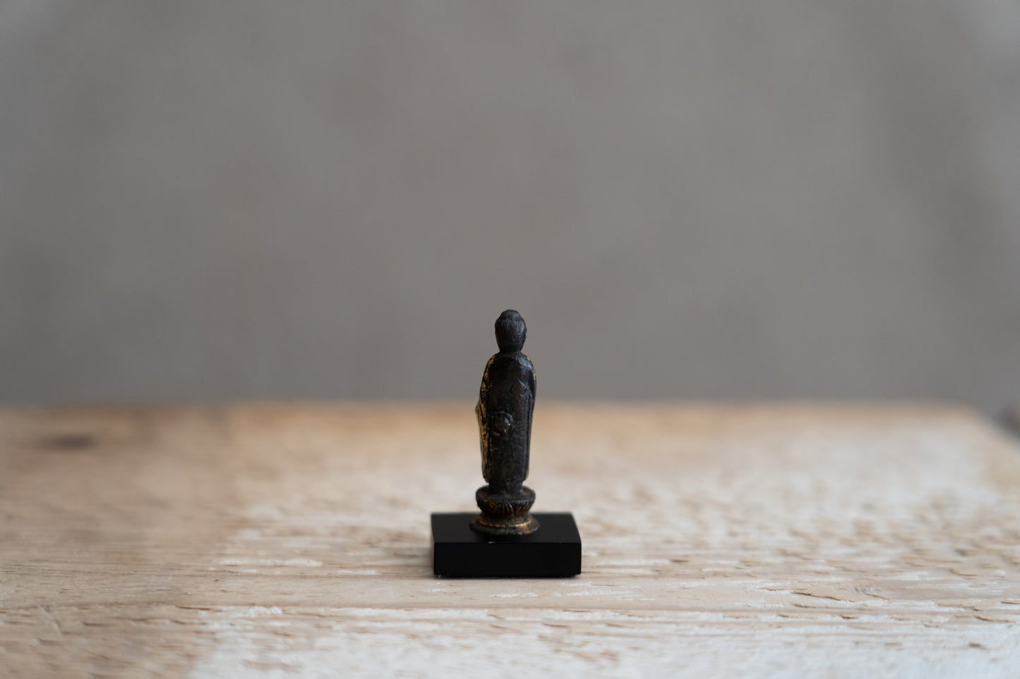 金銅阿弥陀如来立像