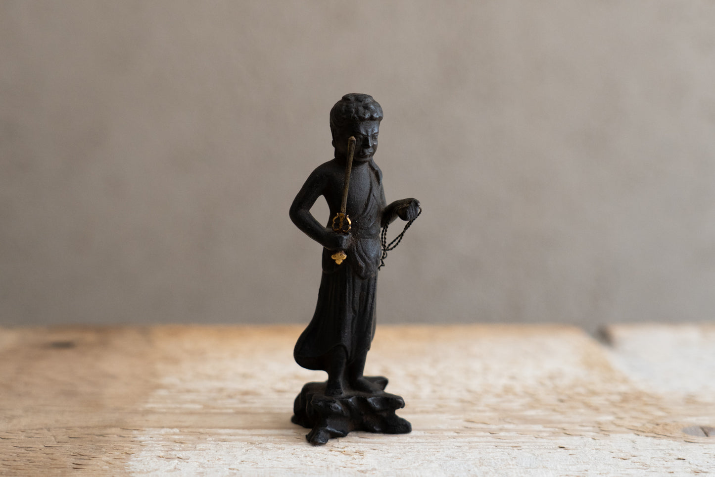 銅造不動明王立像