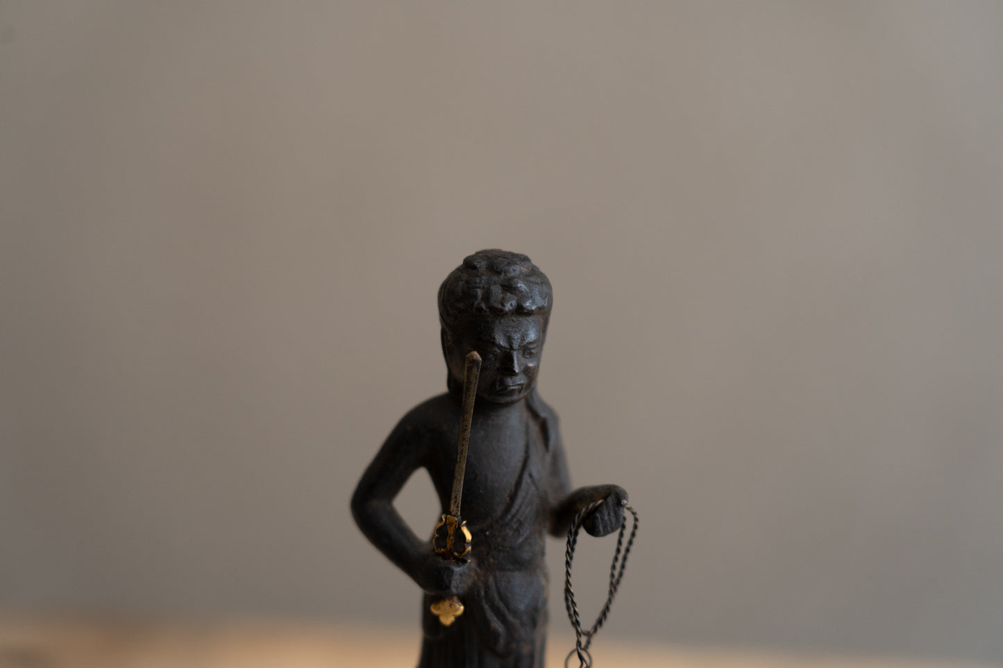 銅造不動明王立像