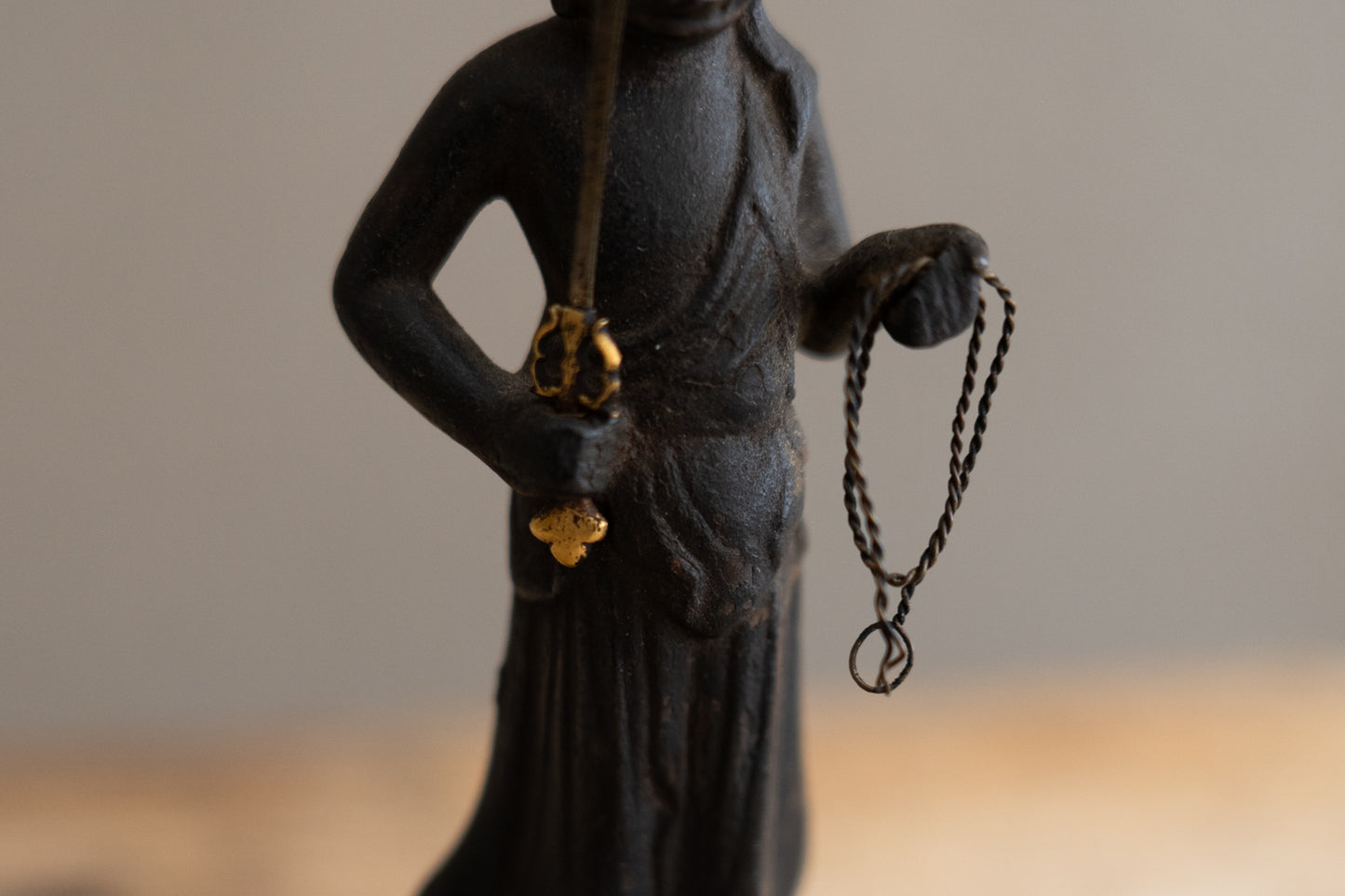 銅造不動明王立像