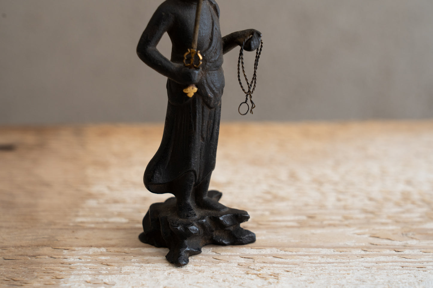 銅造不動明王立像