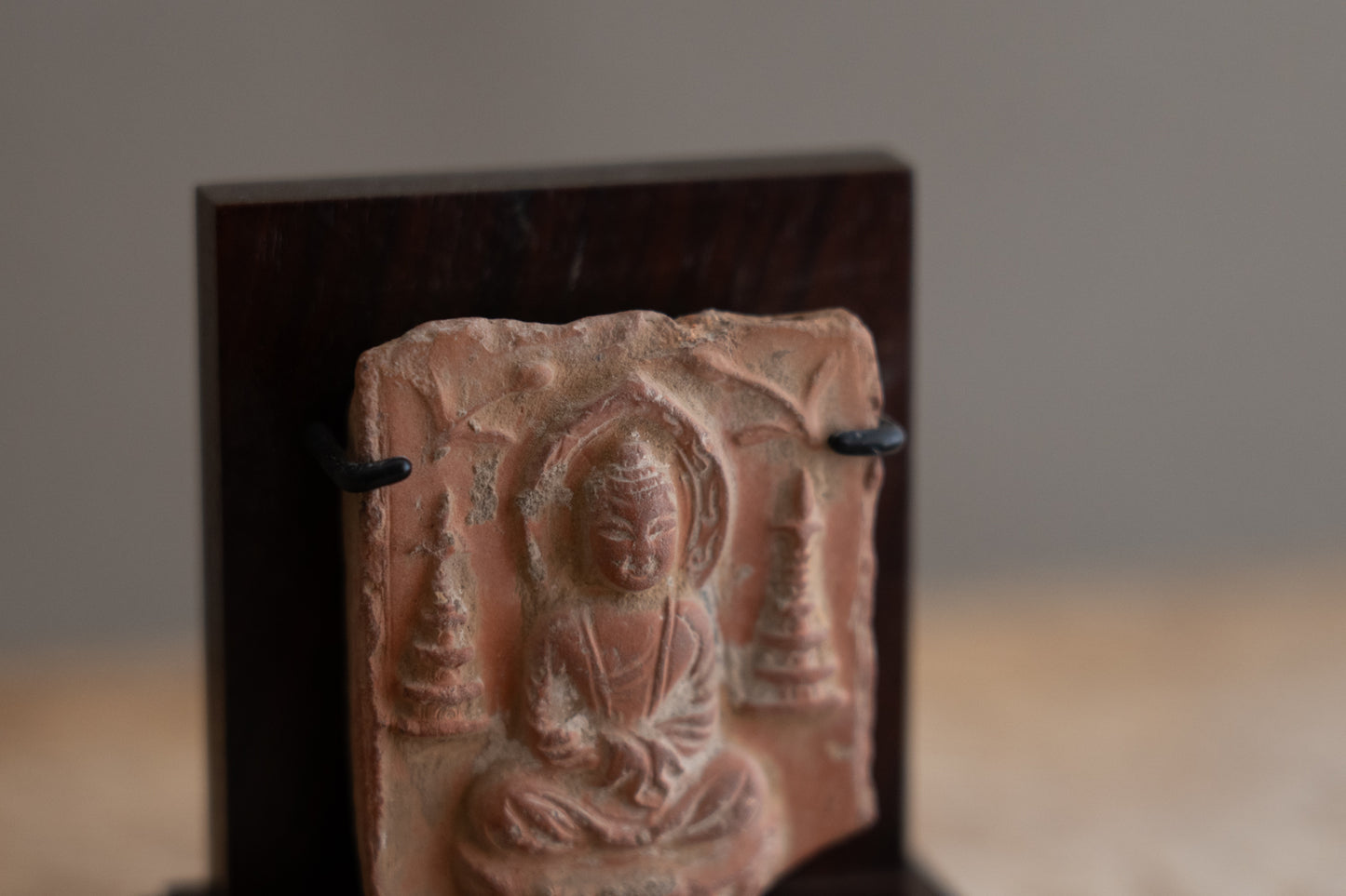 唐 如来坐像塼仏