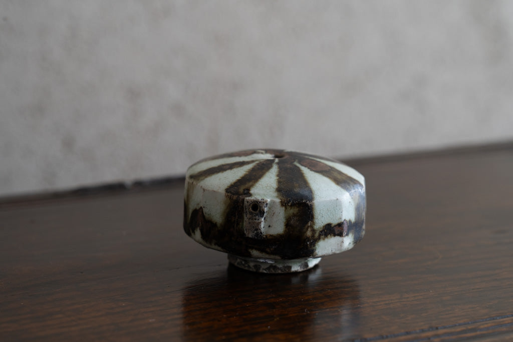 李朝铁砂条纹水滴