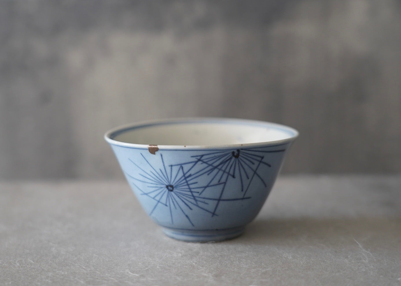 Small bowl with fireworks design